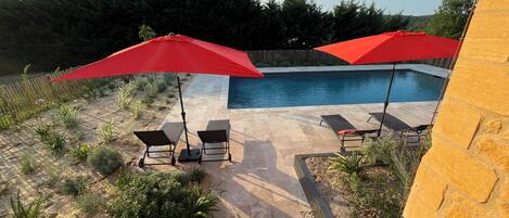 Piscina externa, piscina aquecida