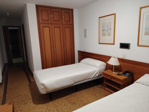 Chambre Double ou avec lits jumeaux, vue montagne