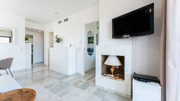 Fernseher, DVD-Player