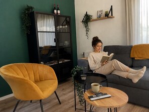 Smart TV, books - 🏡 Detached chalet on the edge of the Veluwe - luxury, sauna, peace & space (Putten)
