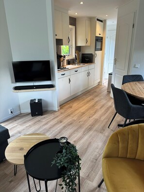 Interior - 🏡 Detached chalet on the edge of the Veluwe - luxury, sauna, peace & space (Putten)