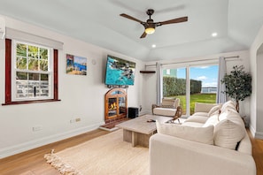 Apartment, 2 Bedrooms, Patio, Ocean View | Living area | 36-inch Smart TV with digital channels - Blue Water (Southampton Parish)
