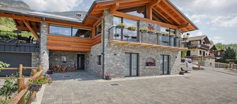 'Renetta' Room with Mountain View, Wi-Fi and Air Conditioning
