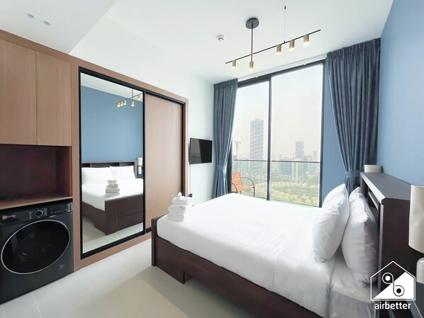 Apartment (0 Bedroom) | Front of property