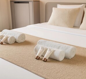 Superior Apartment, Garden View | Iron/ironing board, travel crib, free WiFi, bed sheets - 1598 Ingres (Paris)