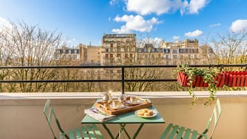 Superior-Apartment, Gartenblick | Terrasse/Patio