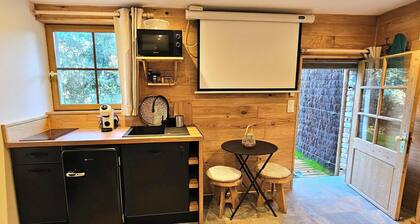 Samadhi, gîte with garden, air conditioning, jacuzzi, private parking, pets welcome