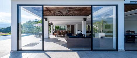 Villa, 5 Bedrooms, Accessible, Smoking | Exterior