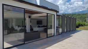 Villa - 5 sovrum - tillgänglighetsanpassat - rökare | Exteriör