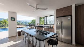 Villa, 5 habitaciones, con acceso para personas discapacitadas, para fumadores | Interior