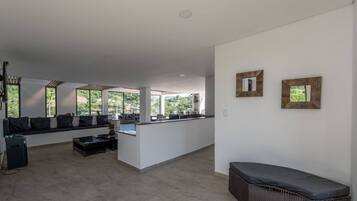 Vila, 5 quartos, acessível, para fumantes | Saguão