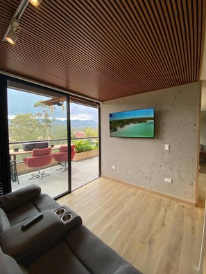 Apartment, 2 Schlafzimmer, barrierefrei, Terrasse | Wohnbereich