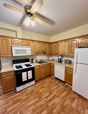 Microwave, oven, stovetop, dishwasher