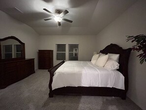 3 chambres, fer et planche à repasser, Wi-Fi