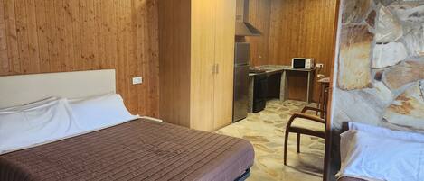 1 habitación y ropa de cama