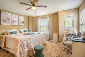 3 bedrooms, iron/ironing board, WiFi, bed sheets