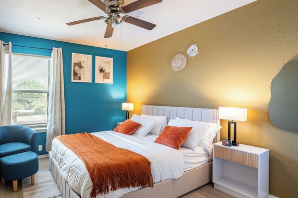 3 habitaciones, tabla de planchar con plancha, wifi y ropa de cama