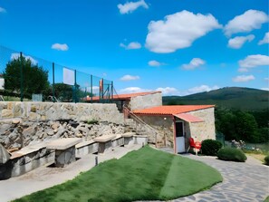 Property grounds - Room 'Jardín Habitación Triple B' with Private Pool, Shared Terrace and Shared Garden (Monforte de Lemos)