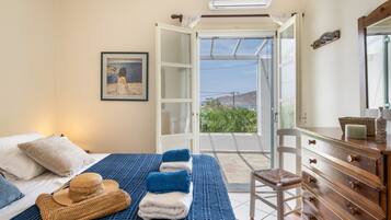 4 chambres, fer et planche à repasser, Wi-Fi, draps fournis