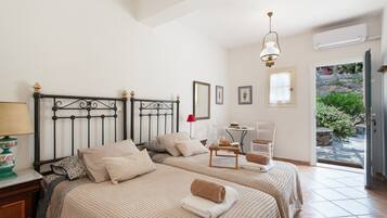 4 chambres, fer et planche à repasser, Wi-Fi, draps fournis
