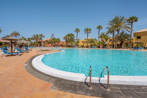 Vacation 'Vista Lobos' with Sea View, Shared Pool and Wi-Fi