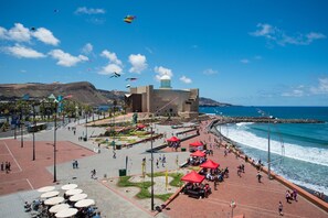 Apartment | Exterior - Apartment in Las Palmas Near Playa Las Canteras (Las Palmas de Gran Canaria)