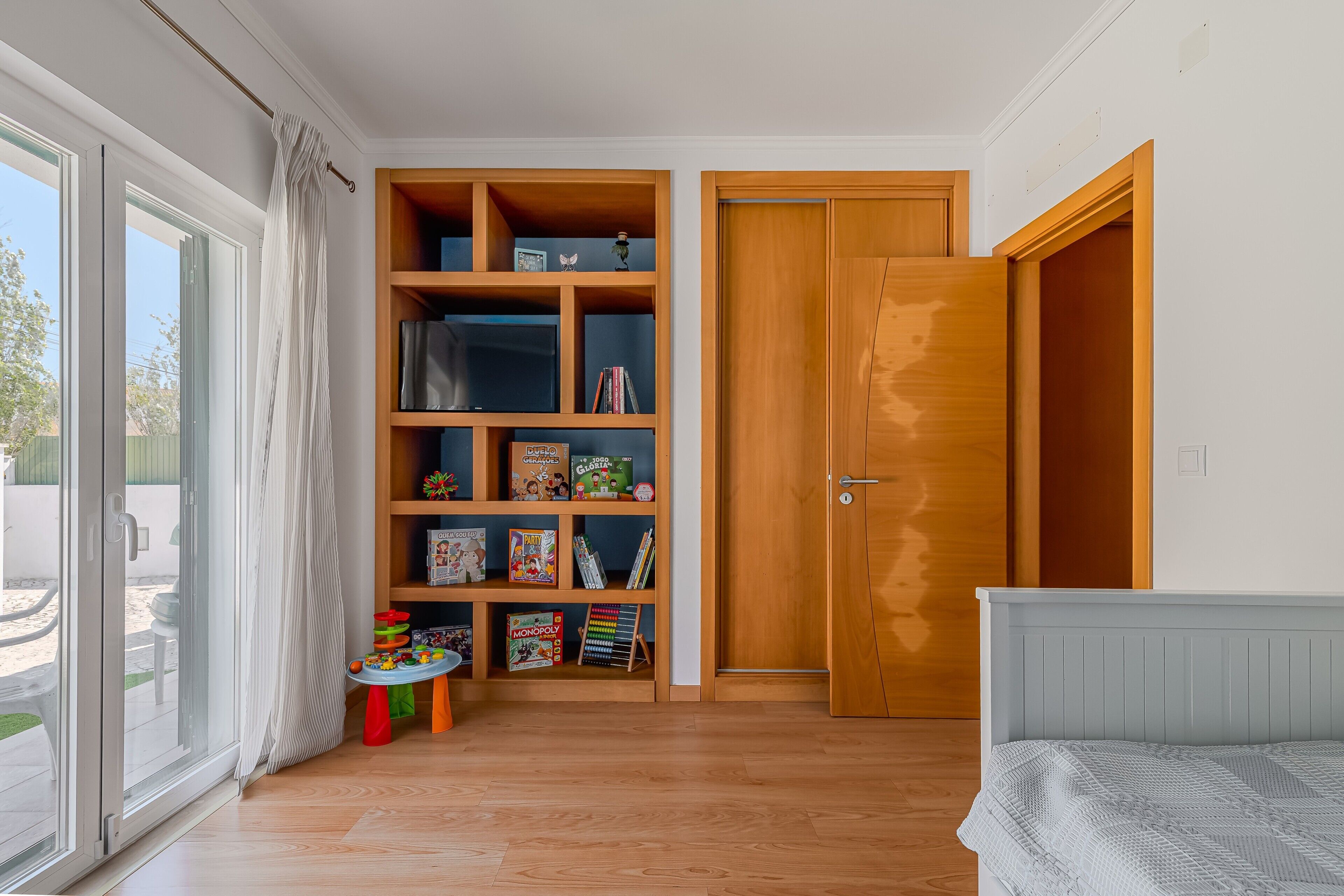 4 camere, ferro/asse da stiro, Wi-Fi, lenzuola