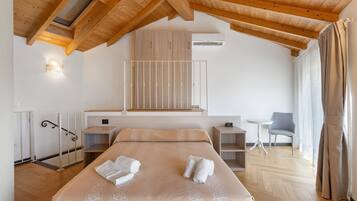 1 camera, Wi-Fi, lenzuola