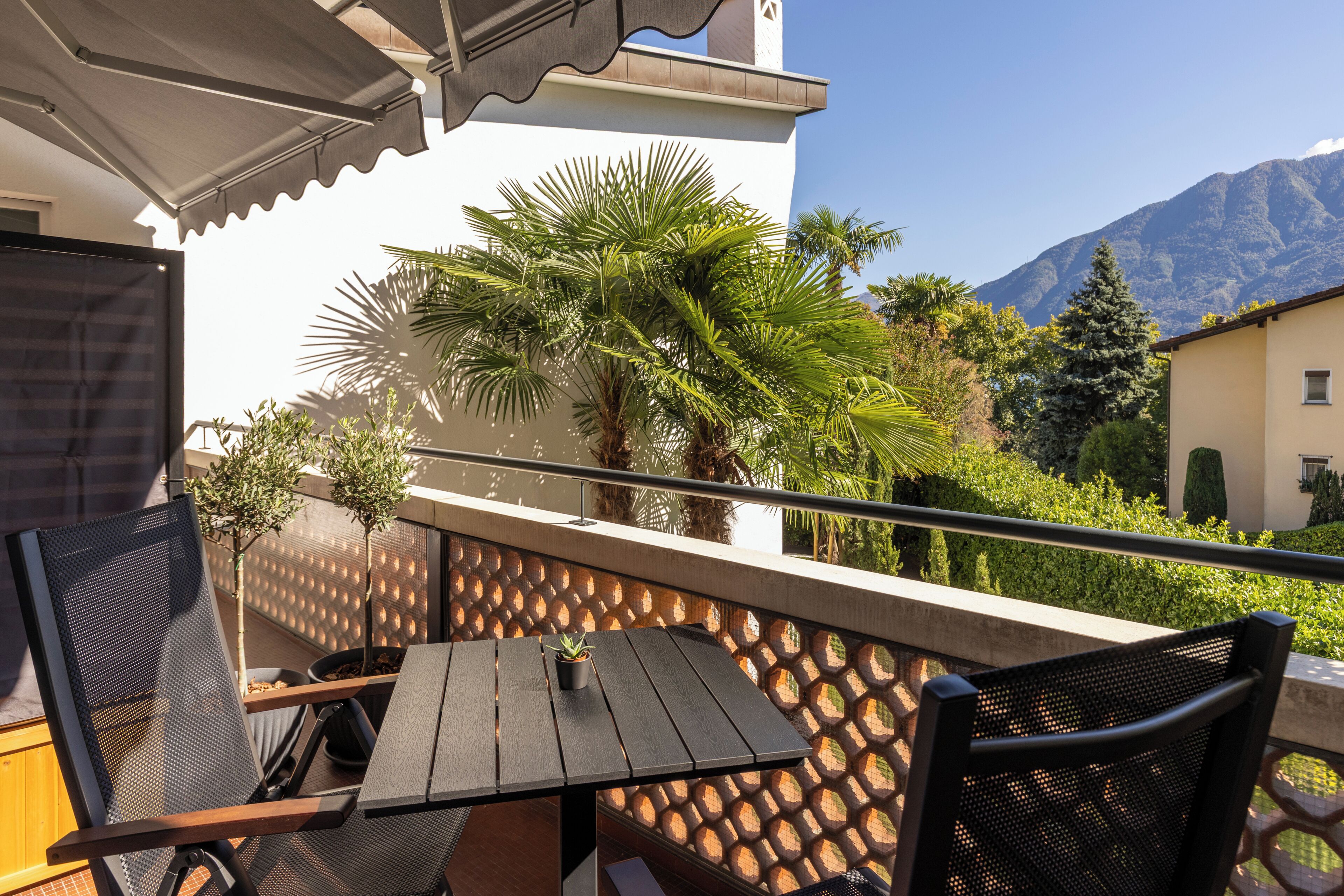 Standard Condo | Terrace/patio