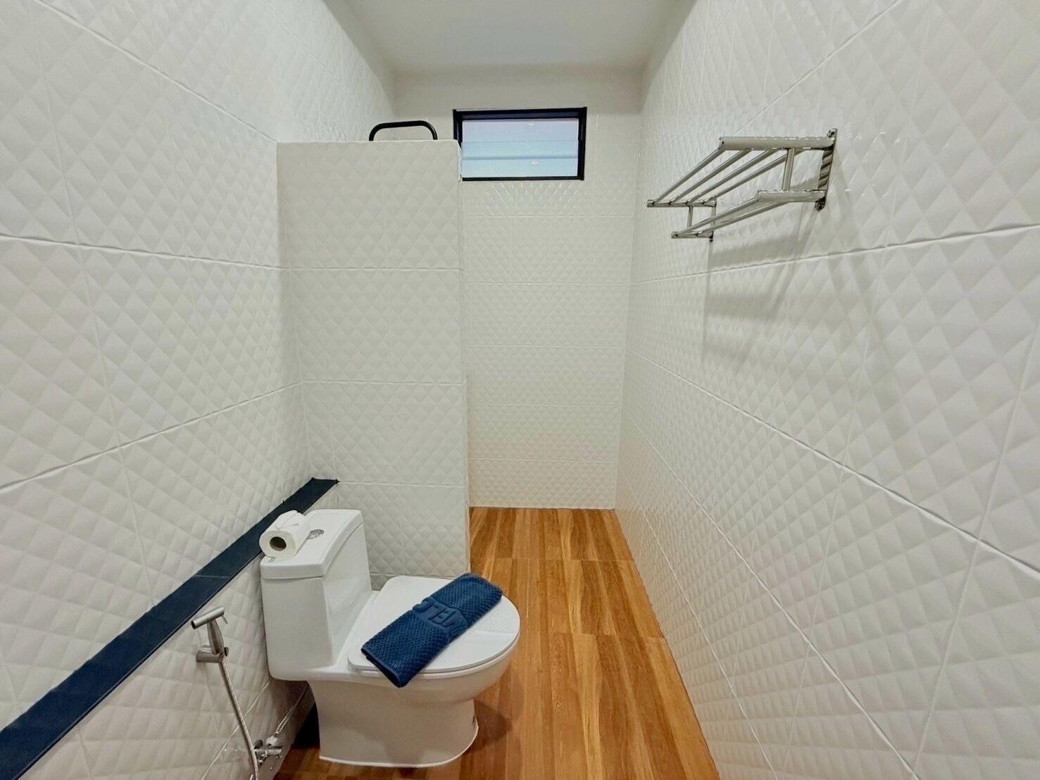 Shower, jetted tub, hair dryer, bidet
