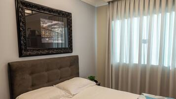 Suíte básica | Ferros/tábuas de passar roupa, Wi-Fi de cortesia