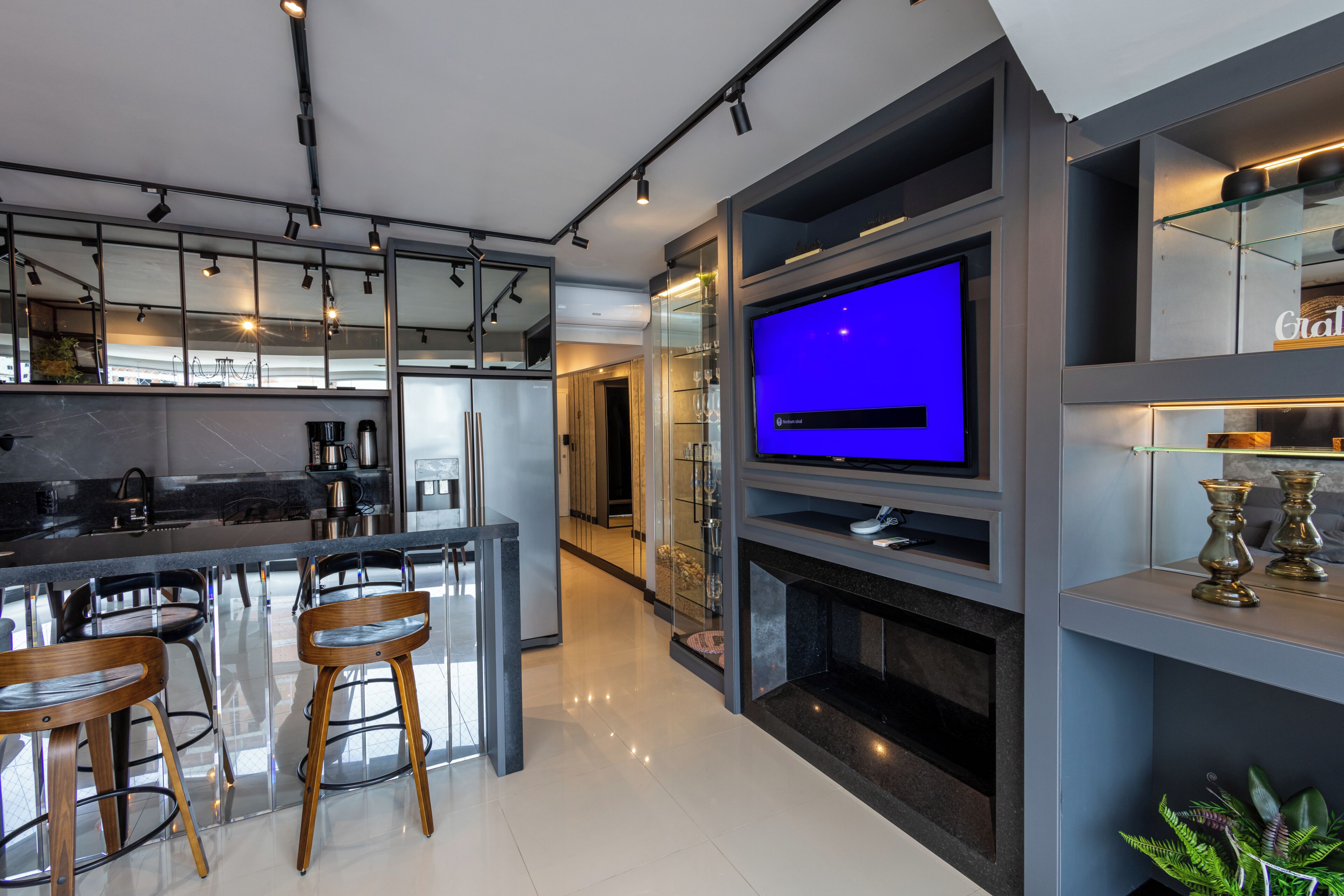 Apartamento conforto | Área de estar | TV