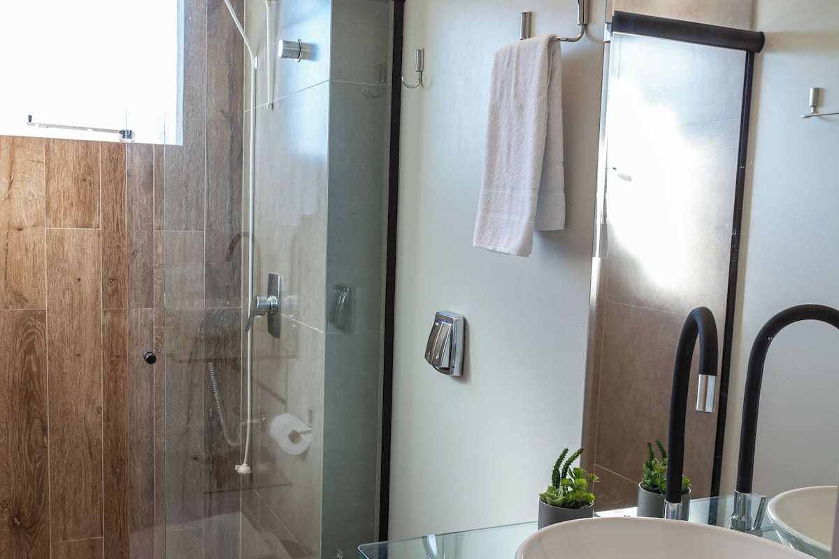 Family Apartment | Bathroom