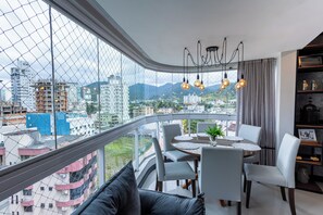Comfort-Apartment | Badezimmer | Dusche, Handtücher, Seife, Shampoo