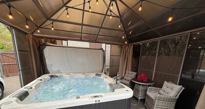 3 Bed-sleeps 6-hot Tub-pet Friendly-parking