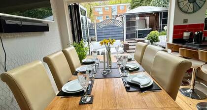 3 Bed-sleeps 6-hot Tub-pet Friendly-parking