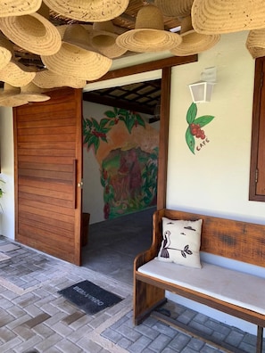 Standard Bungalow | Iron/ironing board, free WiFi