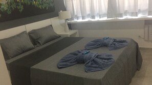 6 bedrooms, WiFi, bed sheets