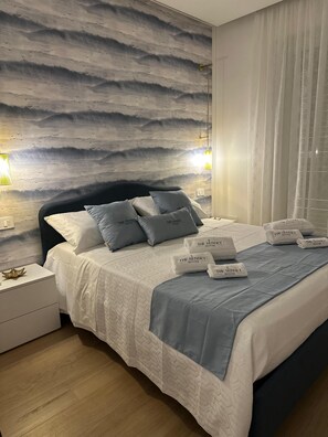 WiFi, bed sheets