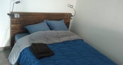 Studio Oléron theme in Valdivienne 30 min Poitiers Futuroscope 35 min Le Vigeant