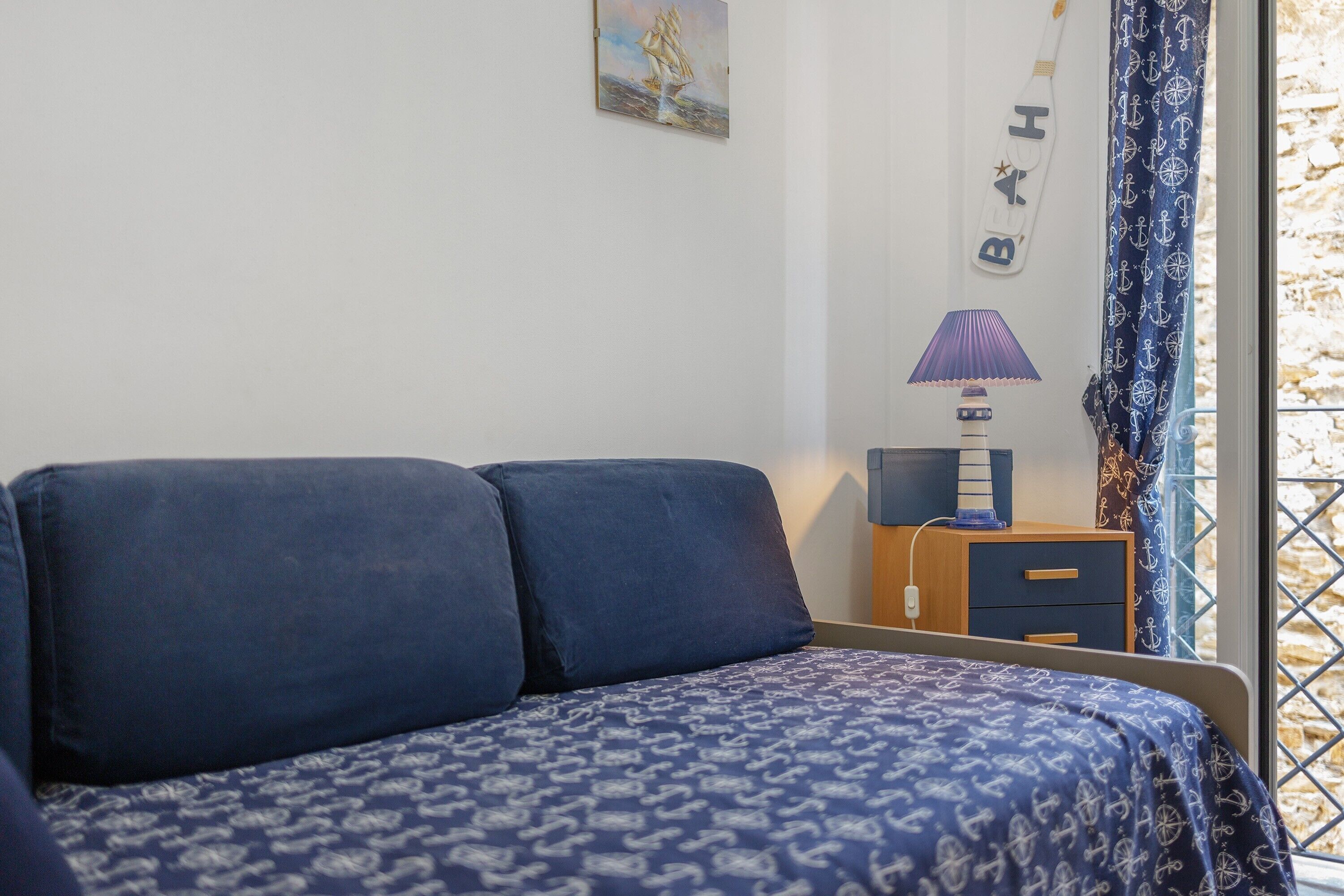 2 bedrooms, WiFi, bed sheets