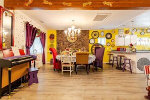 บ้านพัก, หลายเตียง, อ่างน้ำร้อน, วิวภูเขา (Hatter House Flagstaff) | ภายใน