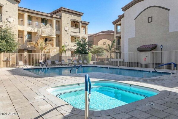 Southern #1114 Mesa - Apache Junction, AZ