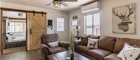Cabin, Multiple Beds, Patio, Mountain View (Prince Pine) | Interior