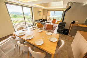 Dining - Le 234, between Lakes and Mountains (Les Rousses)