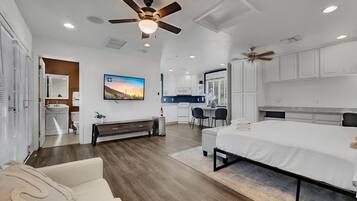 Casa, várias camas, acesso à piscina, vista para a piscina (Wilson Tempe) | 5 quartos, individualmente decorados, individualmente mobiliados