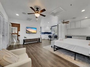 5 habitaciones, decoración personalizada y muebles diferentes