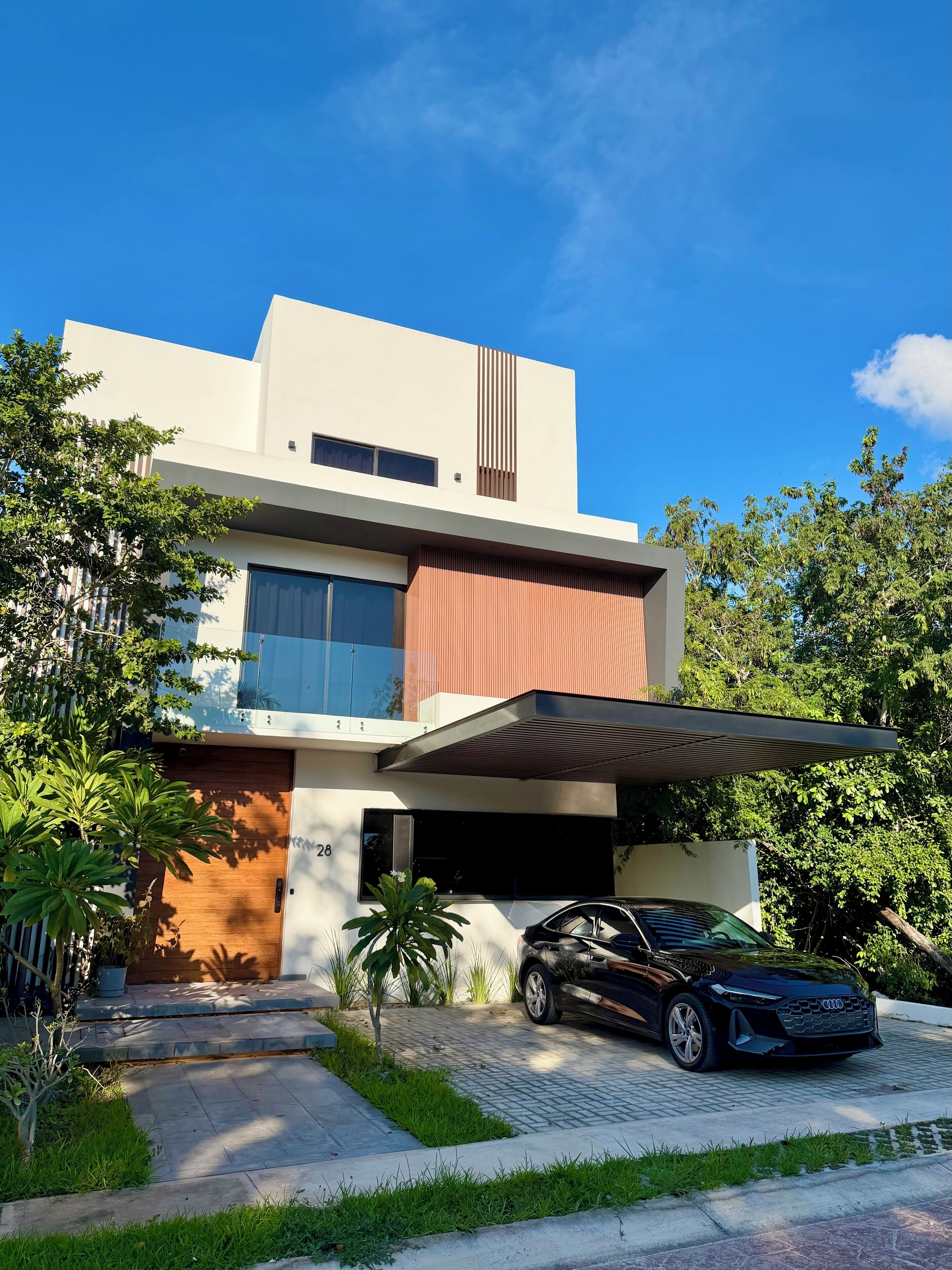 المنشأة من الخارج