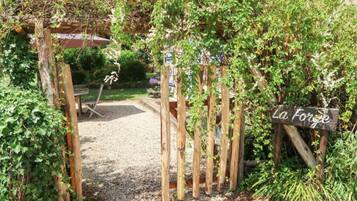 Enceinte de lâhĂ©bergement