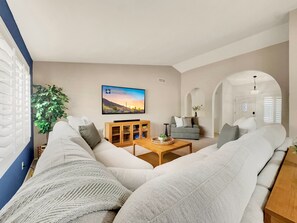 House, Multiple Beds, Pool Access, City View (Flame Tree Sun Lakes) | Living area - Flame Tree Sun Lakes (Chandler)